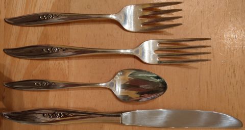 Oneida Twilight Sterling Silver Flatware Set: Knife, Fork, Salad Fork, Spoon: $37.97 each set