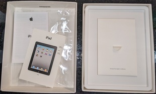 Apple-iPad-Gen1_Empty_Box_inside.jpg