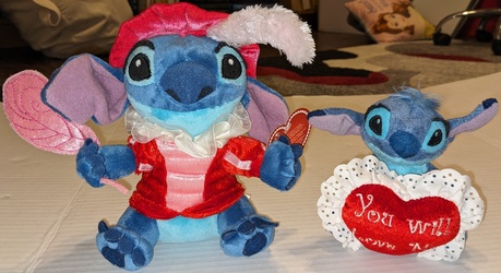 Disney_Stitch_plush_Valentine_small_20240124_200826653.jpg Disney Stitch, plush Valentine theme, small: $24.77