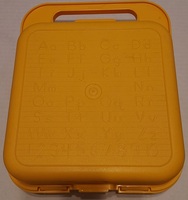 Tupperware_Tuppertoy_Art_Case_20231025_161515.jpg Tupperware Tuppertoy Stencil Art Case with 8 stencils, 6 trace plates, Vintage